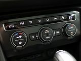 Volkswagen Tiguan 2,0 TSI 162kW DSG 4MOT Highlin - náhled 32
