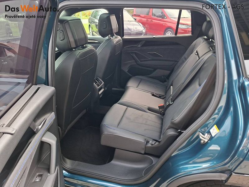 Volkswagen Tayron (2025) R-LINE,2.0 TSI,195kW,4x4,Záruk - fotka 13 z 35
