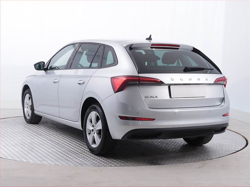 Volkswagen ID.3 (2020) 1st (62 kWh), SoH 89% - fotka 4 z 28