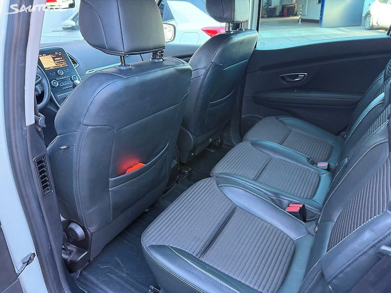 Renault Scénic 1.7dCi koupeno v CZ 1.majitel - fotka 28 z 33