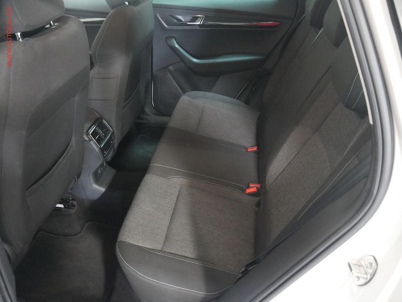 Škoda Karoq (2017) 1.5TSi, ČR, Style, DSG, LED - fotka 10 z 19