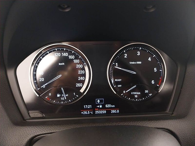 BMW Řada 1 (2019) 118d, Serv.kniha, Tempomat - fotka 11 z 21