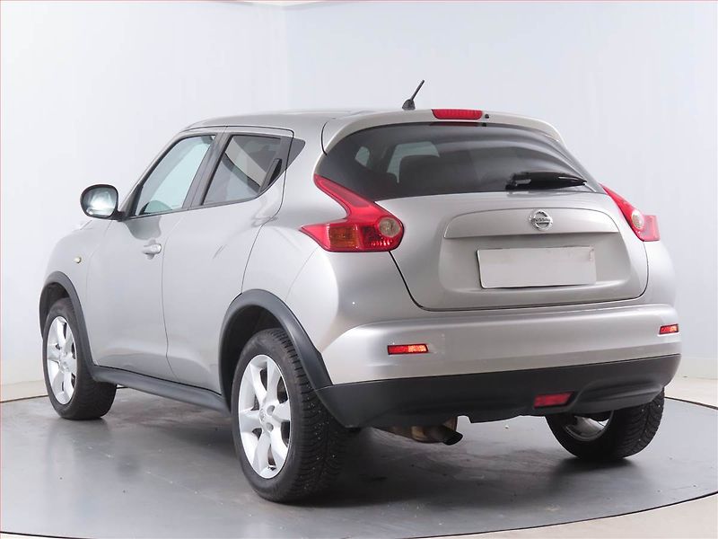 Nissan Juke (2013) 1.6 DIG-T - fotka 4 z 15