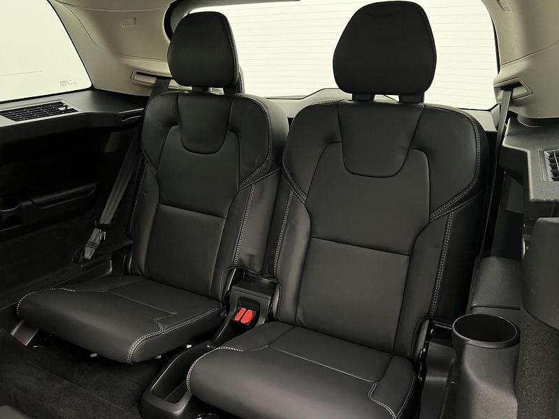 Volvo XC90 B5 AWD BRIGHT PLUS 7 MÍST AUT  - fotka 20 z 51
