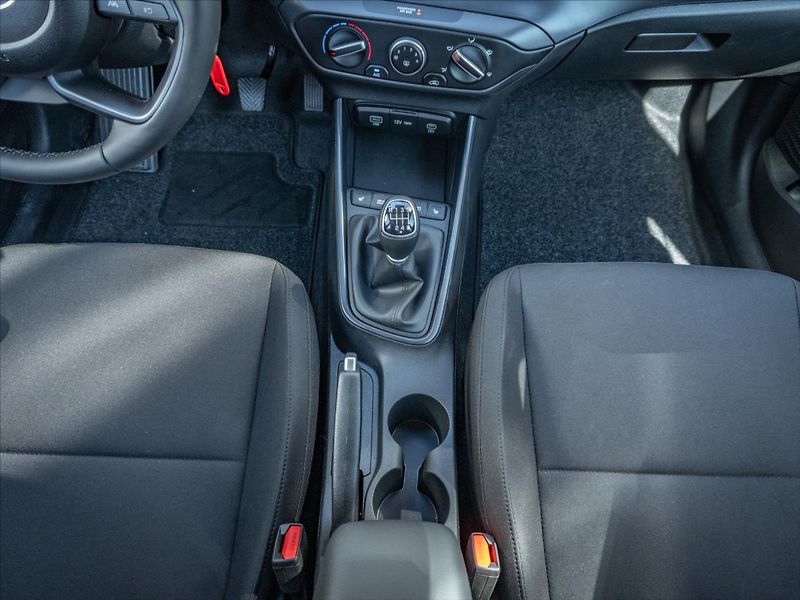 Hyundai i20 1,0   T-GDI MT GO PLUS! - fotka 12 z 16
