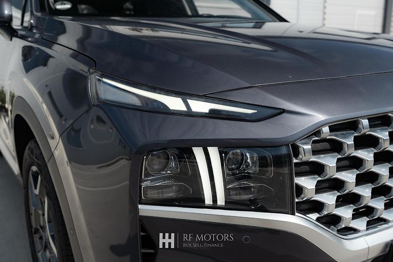 Hyundai Santa Fe (2023) - fotka 7 z 49