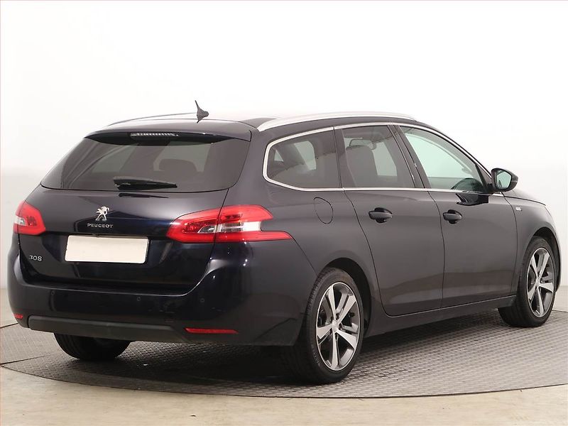 Peugeot 308 (2015) 1.2 e-THP, Serv.kniha, Navi - fotka 5 z 13