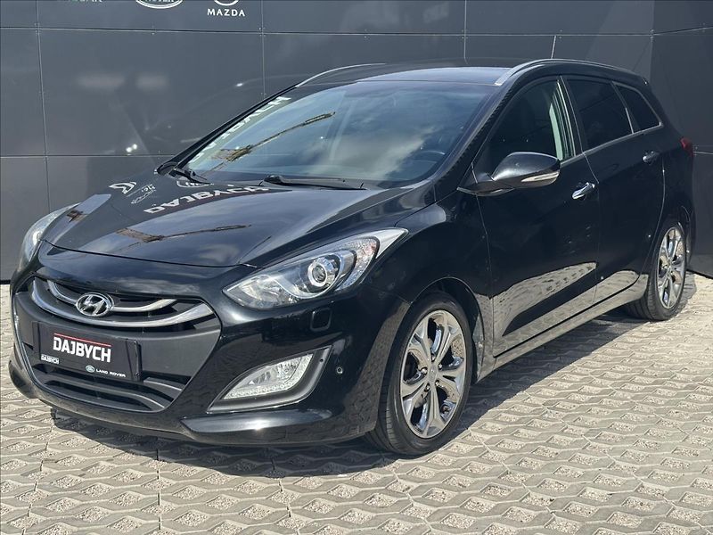 Hyundai i30 1,6 CRDI Premium AT ČR - fotka 3 z 28