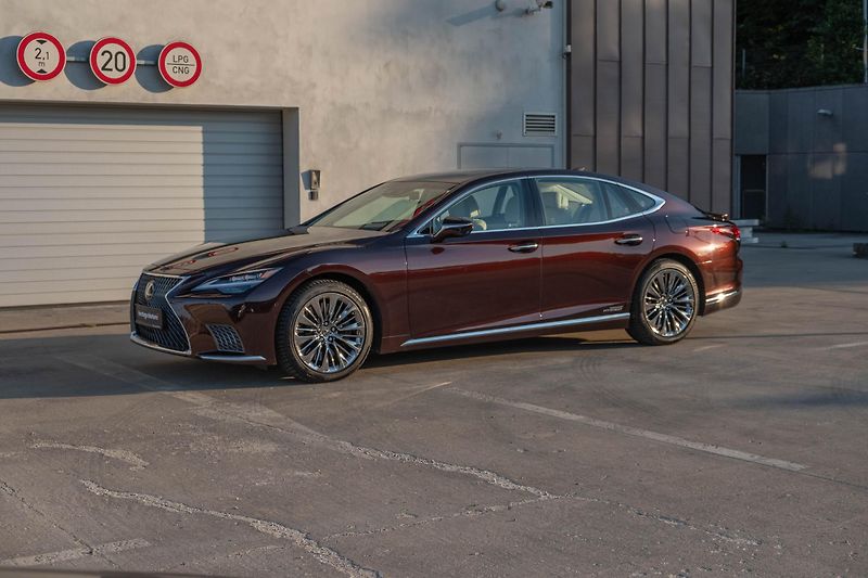 Lexus LS 500h (2022) Prestige, Mark Levinson, LED - fotka 4 z 22