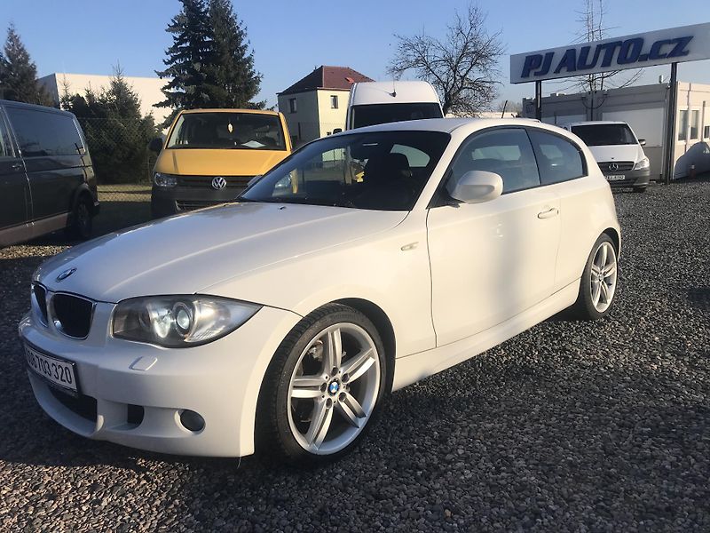 BMW Řada 1 118 105 KW,M-PAKET,MAN,XENON - fotka 1 z 14