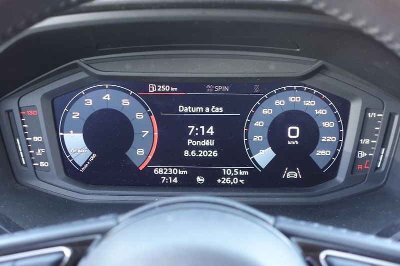 Audi A1 1,0TFSi 70kW S-line - fotka 20 z 25