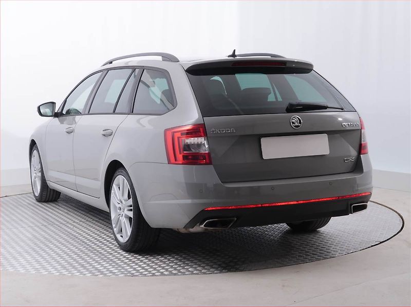 Škoda Octavia (2014) RS 2.0 TDI, Kůže, Navi - fotka 4 z 14