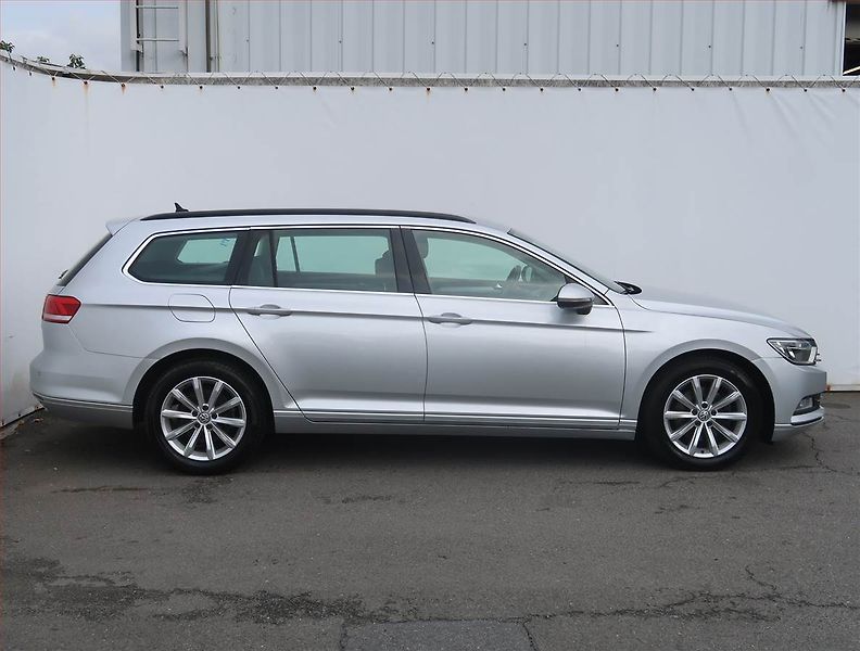 Volkswagen Passat (2015) Comfortline 1.6 TDI - fotka 6 z 24