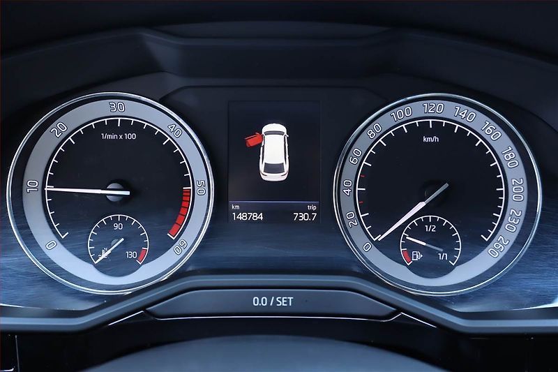 Škoda Superb (2020) Laurin&Klement 2.0 TDI - fotka 11 z 34