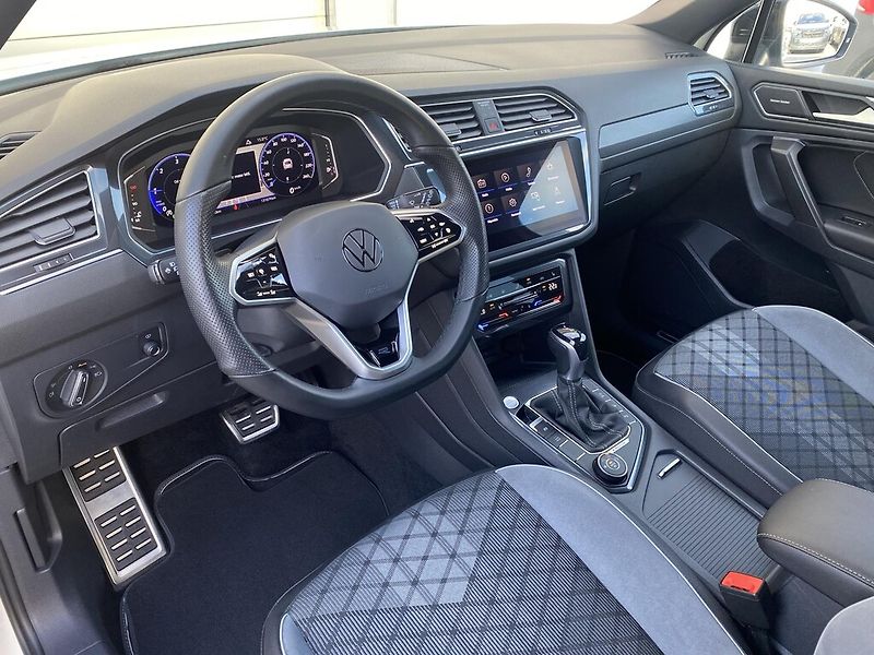 Volkswagen Tiguan Allspace 2.0 TDI 4Motion R-Line DSG - fotka 7 z 27