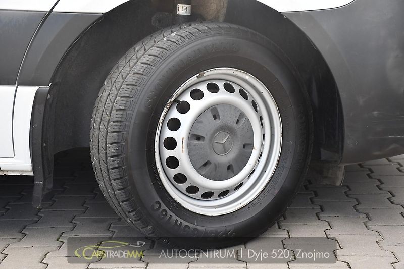 Mercedes-Benz Sprinter 211 CDI L2H2 (W907) 155k - fotka 33 z 37