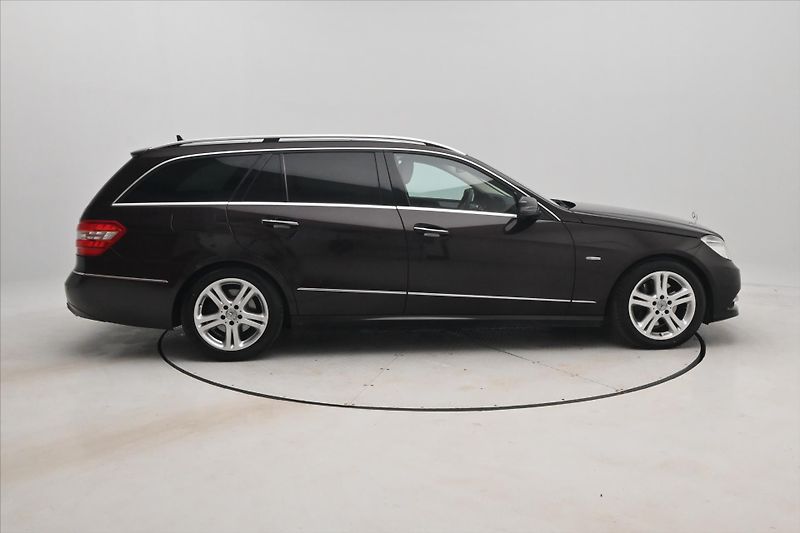 Mercedes-Benz Třídy E 3,0 350 CDi 195 kW Plný servis - fotka 4 z 31
