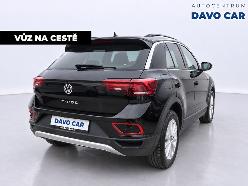 Volkswagen T-Roc 1,0 TSI Virtual Autoklima DPH - fotka 5 z 10