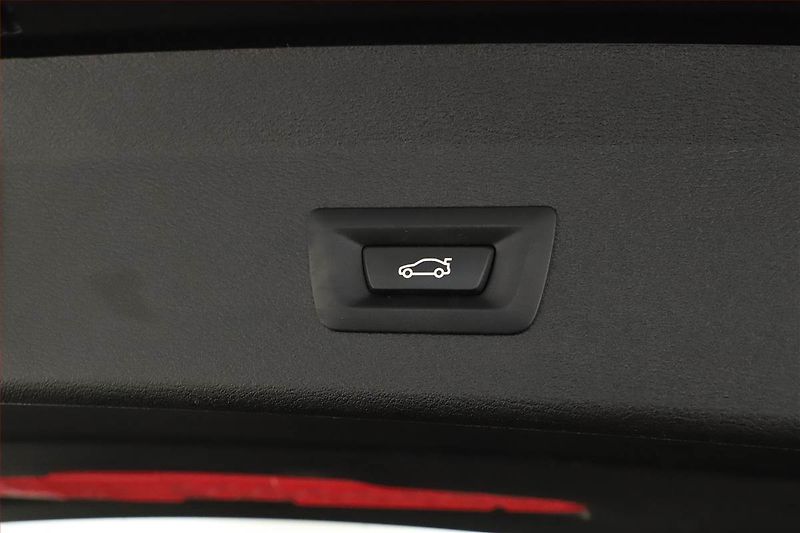 BMW X1 (2019) sDrive18i, Automat, Serv.kniha - fotka 17 z 19