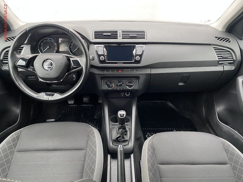 Škoda Fabia (2021) 1.0 TSi, ČR, Ambition, +pneu - fotka 8 z 17
