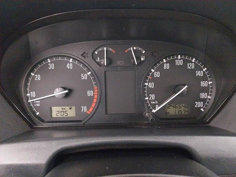Škoda Fabia (2003) 1.4 16V, Serv.kniha, nová STK - fotka 11 z 16