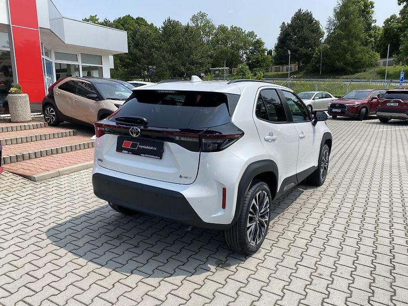 Toyota Yaris Cross 1.5 Hybrid 130 k 2x4 Executive - fotka 5 z 26