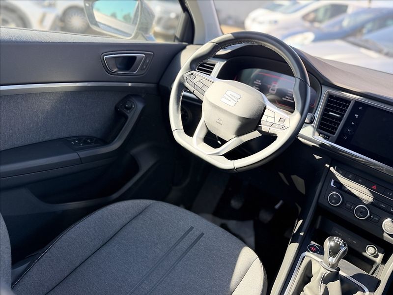 Seat Ateca TSI 81kW LED TAŽNÉ 30tKm - fotka 20 z 26