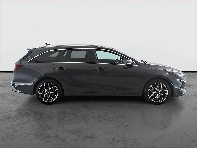 Kia Ceed (2025) 1.5 T-GDI - fotka 6 z 19