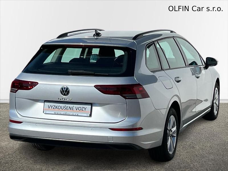Volkswagen Golf Variant 1,5 TSi 110kW LIFE  8 - fotka 2 z 24