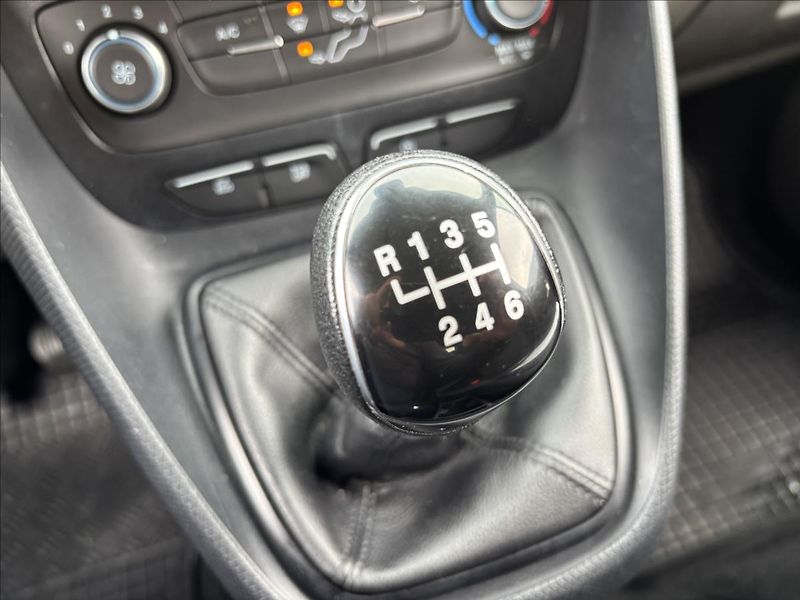 Ford Transit Connect 1,5 EcoBlue 88kW Trend L2 - fotka 26 z 32