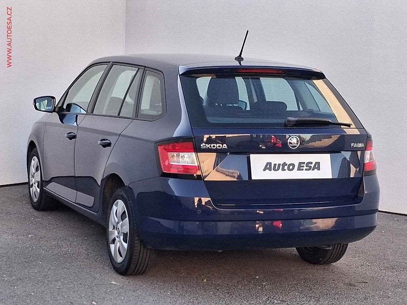 Škoda Fabia (2017) 1.2 TSi, ČR, AC, temp - fotka 6 z 16