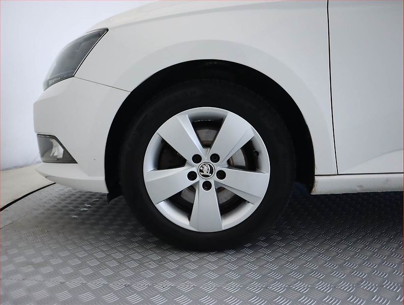 Škoda Fabia (2016) 1.2 TSI - fotka 15 z 17