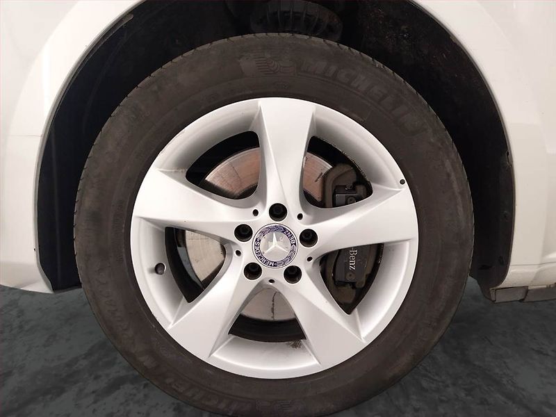 Mercedes-Benz Třídy V (2015) 220 CDI - fotka 15 z 26
