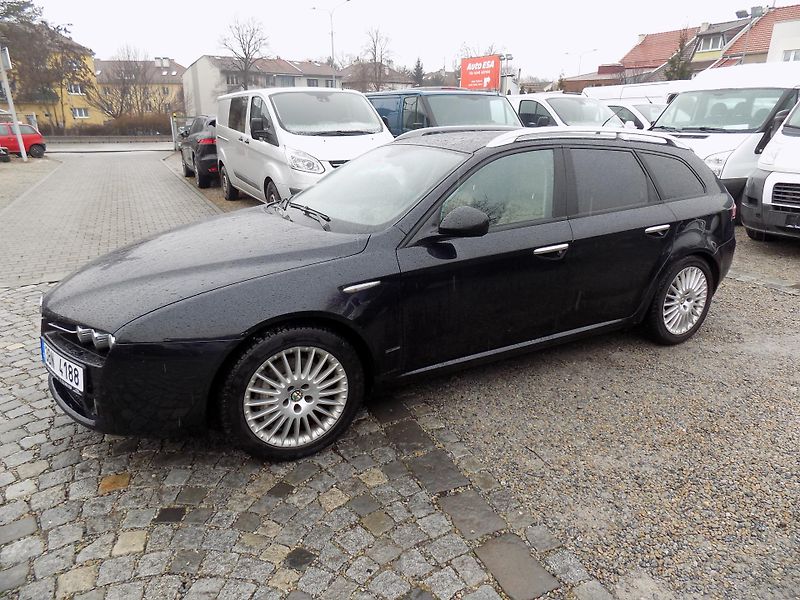 Alfa Romeo 159 3,2 JTS 191 KW  Q4 SPORTWAGON - fotka 17 z 40