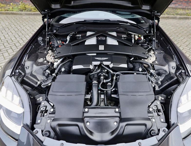 Aston Martin Vanquish (2024) 5.2 V12 New model - fotka 23 z 60