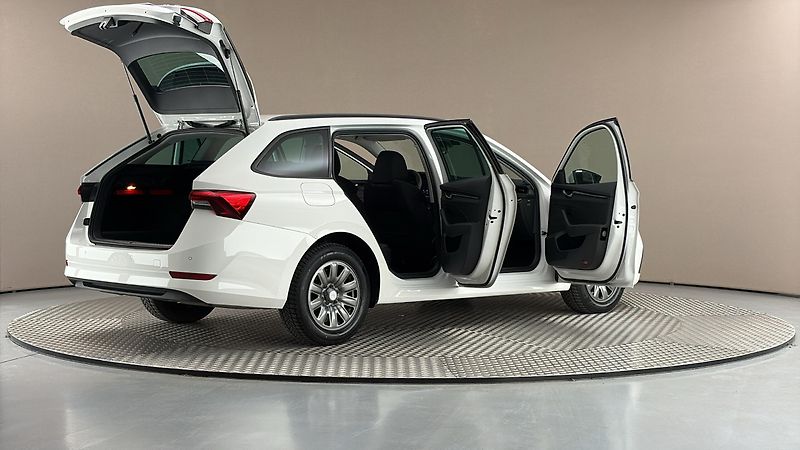 Škoda Octavia 2.0 TDI Ambition Combi - fotka 6 z 27