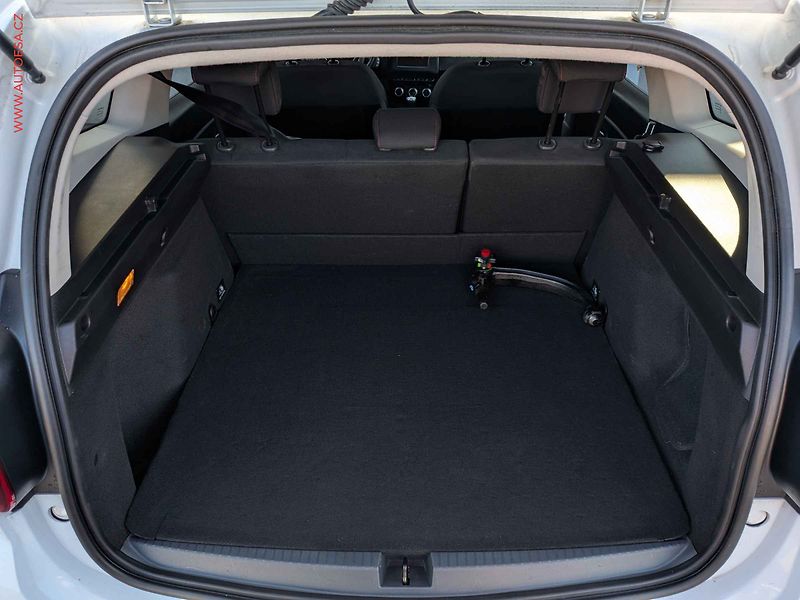 Dacia Duster (2019) 1.3 TCe, 2.maj,ČR, AC, navi - fotka 7 z 19