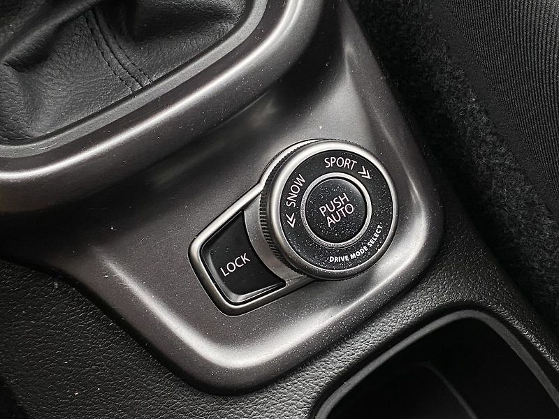 Suzuki Vitara 1.4iJET, ČR-1m, 4x4, Premium - fotka 27 z 33