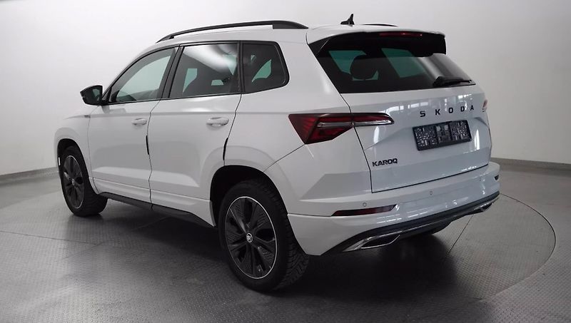 Škoda Karoq 1.5 TSI Sportline Matrix DCC - fotka 5 z 16