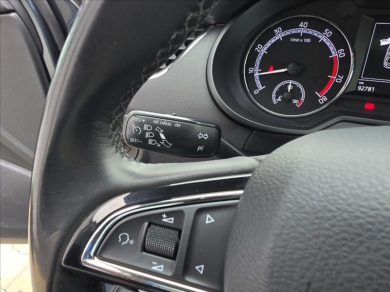 Škoda Octavia 1,4TSi 110KW Ambition 92TKM - fotka 16 z 39