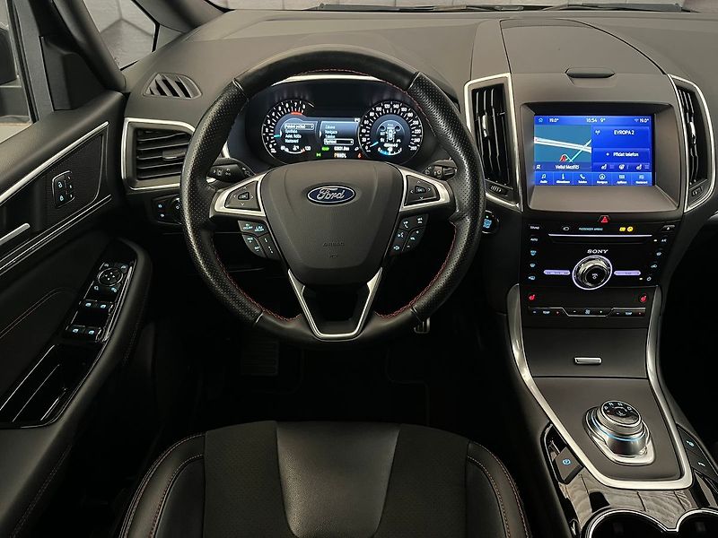 Ford S-MAX 2.5 HEV ST-Line 7 míst - fotka 8 z 70