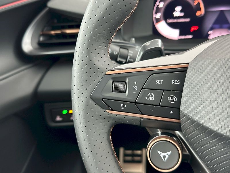 Cupra Terramar (2026) VZ 2.0 TSI 195kW 4x4 DSG - fotka 27 z 33