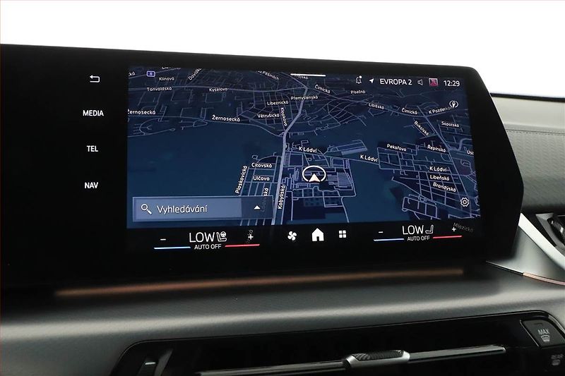 BMW X2 (2025) sDrive20i - fotka 16 z 27