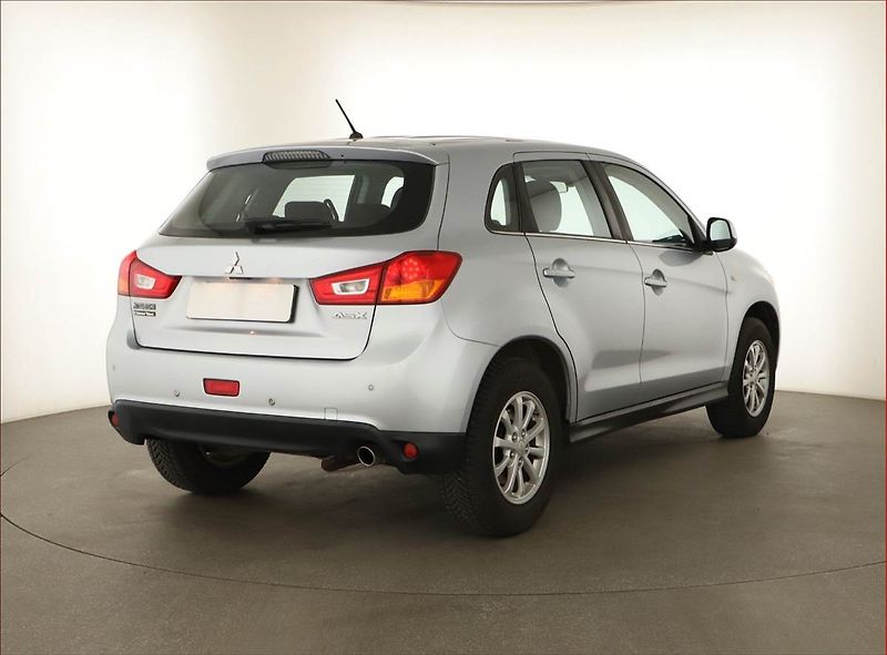 Mitsubishi ASX (2016) 1.6 MIVEC, Tempomat - fotka 5 z 14