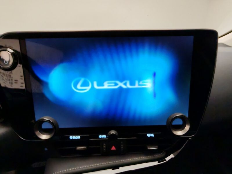 Lexus NX 450h plus 450h+ PRESTIGE Plug-in Hybrid - fotka 14 z 41