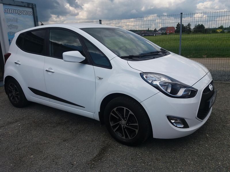 Hyundai ix20 1.6i,92kW,TAŽNY,VÝHŘEV.!! - fotka 3 z 20