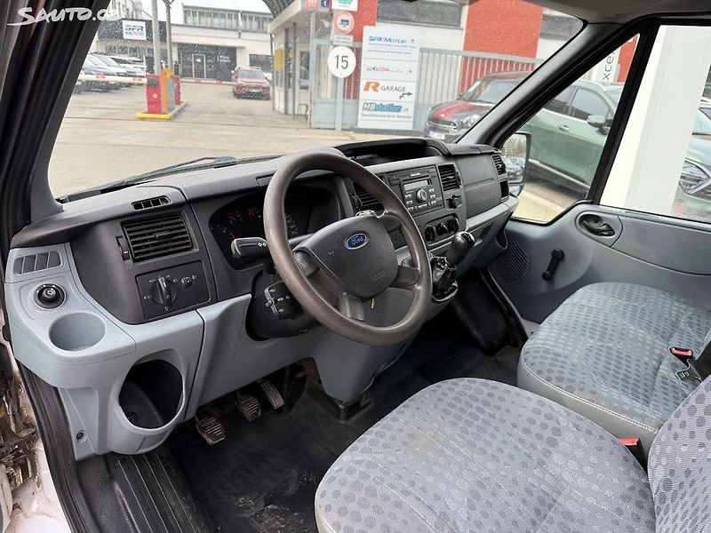 Ford Transit 2.2 TDCi 81kW L3H3 - fotka 9 z 18