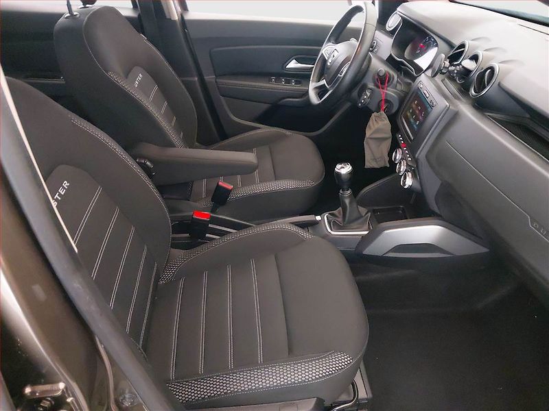 Dacia Duster (2019) 1.5 Blue dCi, 4X4, Tempomat - fotka 9 z 19