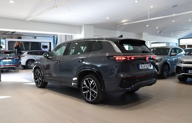 Volkswagen Tayron 2.0 TDI 4M 7 míst Pano. Taž.   - fotka 3 z 17