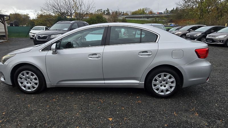 Toyota Avensis 1.8LIFE 1MAJITEL 108KW - fotka 11 z 35